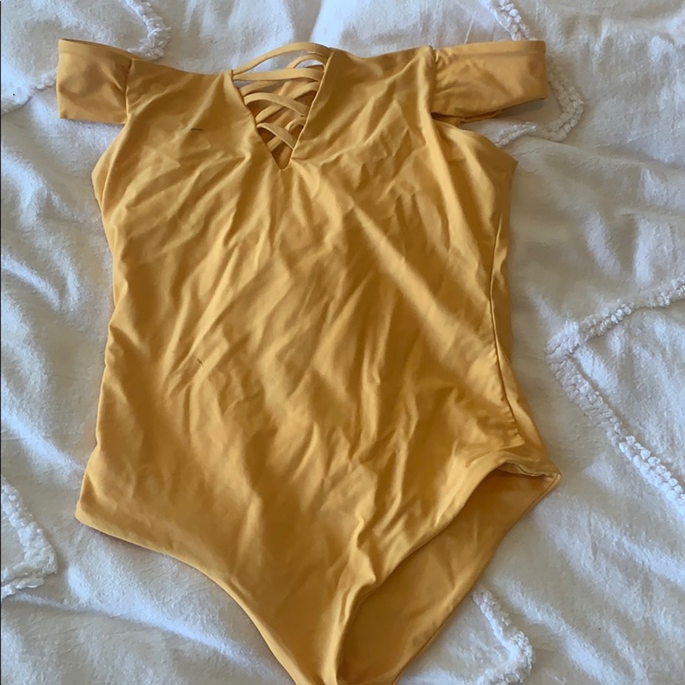 One-piece bathingsuit